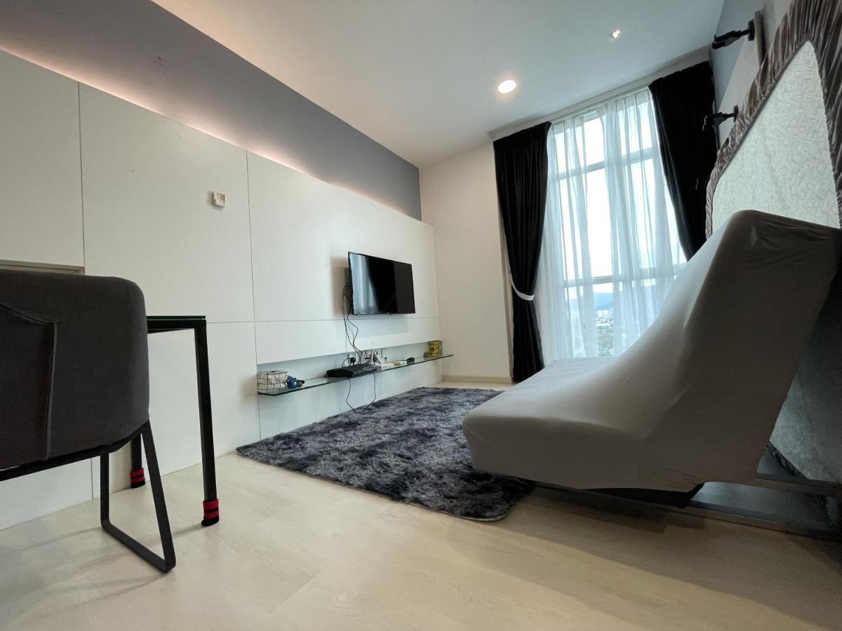 Straits Garden Suites By The Homestay Helper George Town Oda fotoğraf